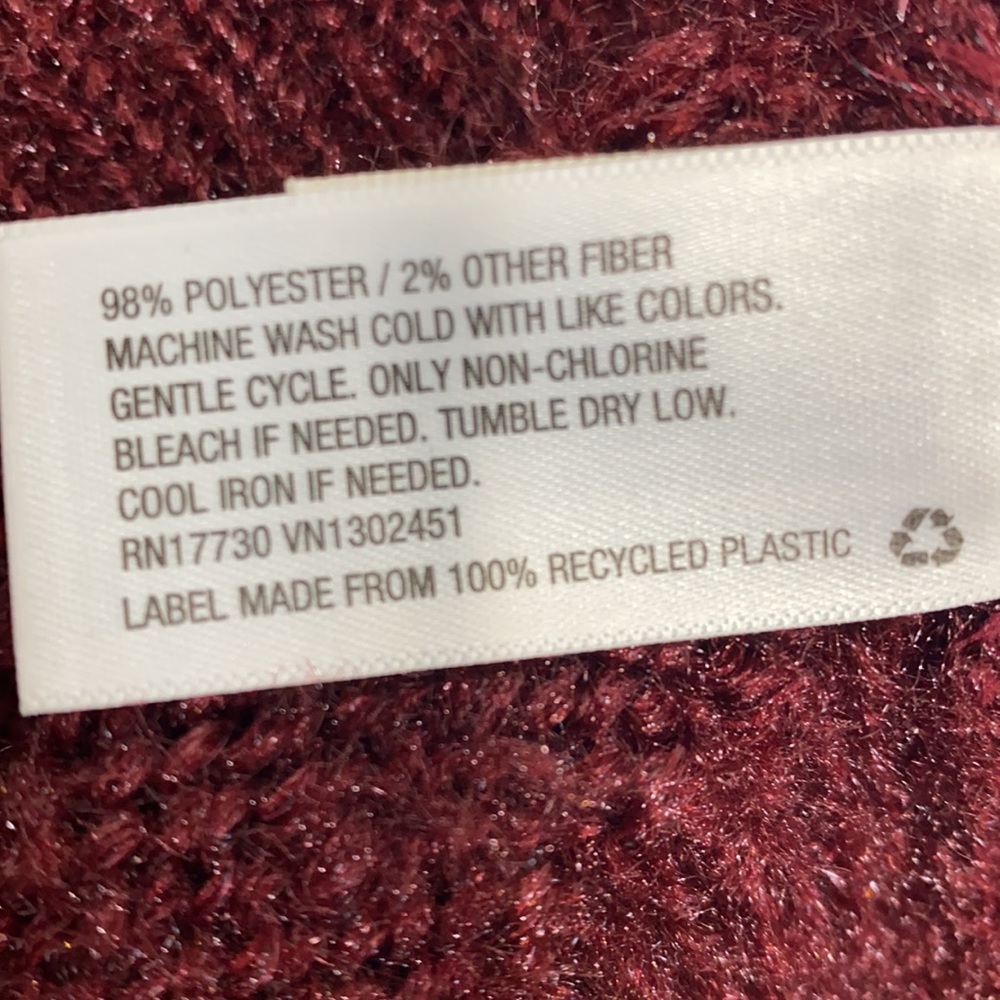 A NEW DAY red fuzzy balloon sleeve sweater Medium - Picture 7 of 7